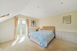 Photo 25- click for photo gallery